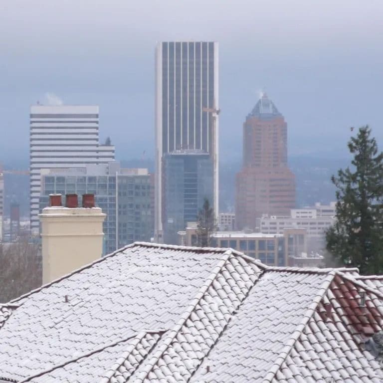 PageImage4-WhenIstheBestTimeinOregontoGetaNewRoof