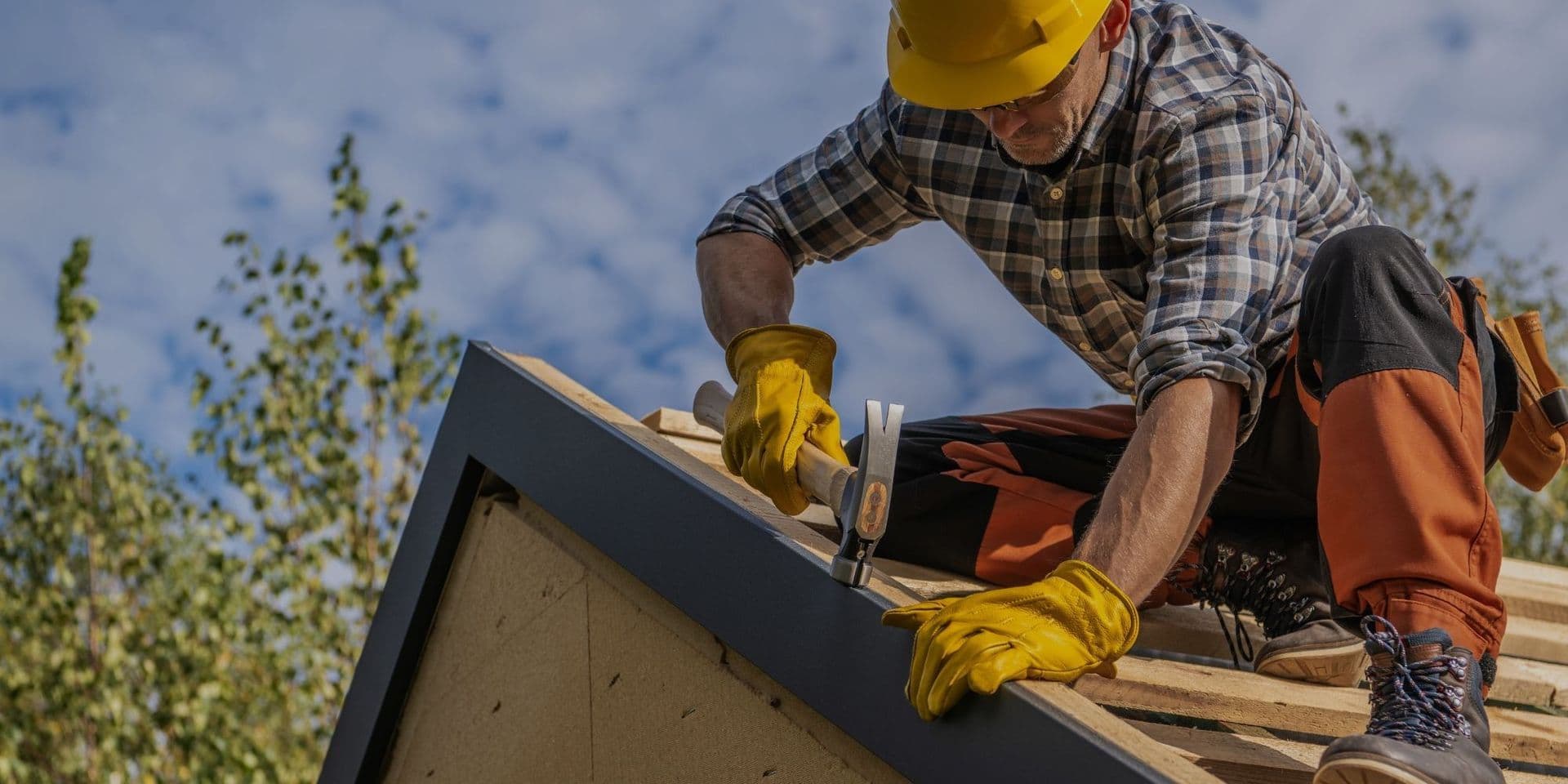 hammering roof